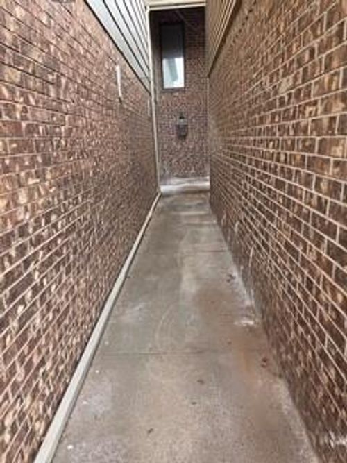 4713 Hemlock Cir, Oklahoma City, OK, 73162-1937 | Card Image