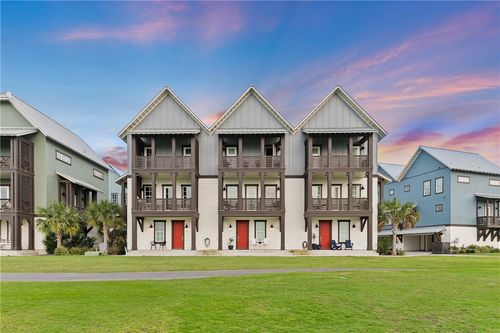 174 Spanish Dagger Ln, Port Aransas, TX, 78373-1418 | Card Image