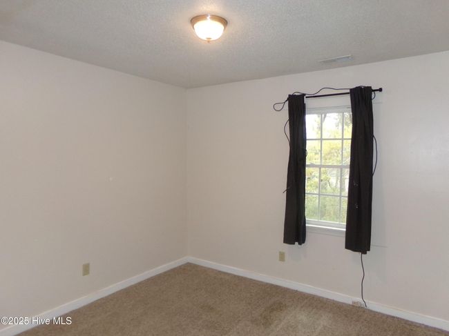 28 Donnell Ave, Townhouse with 3 bedrooms, 3 bathrooms and null parking in Havelock NC | Image 15