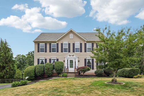 8042 Woodcreek Dr, Bridgeville, PA, 15017-3610 | Card Image