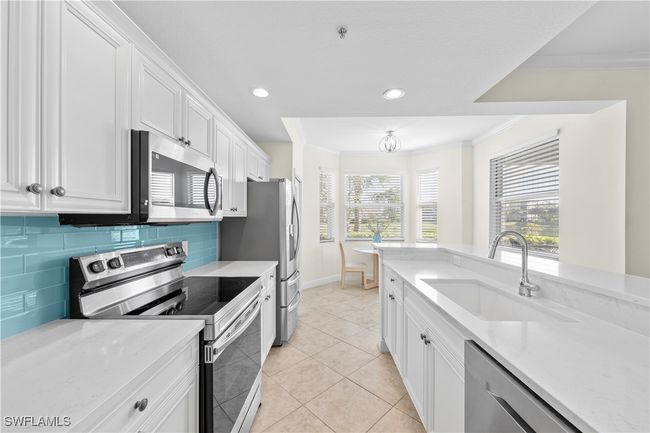 APT-1014 - 8470 Kingbird Loop, Condo with 2 bedrooms, 2 bathrooms and null parking in ESTERO FL | Image 17