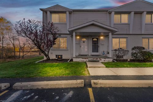 67976 Van Dyke Rd, Washington Township, MI, 48095 | Card Image