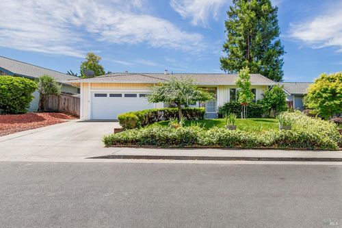 5405 Marigold Lane, Santa Rosa, CA, 95403 | Card Image