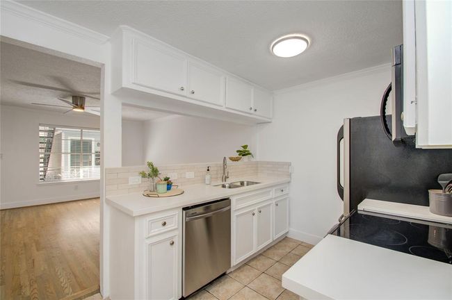 APT-3 - 1527 Rutland St, Townhouse with 2 bedrooms, 1 bathrooms and null parking in Houston TX | Image 9