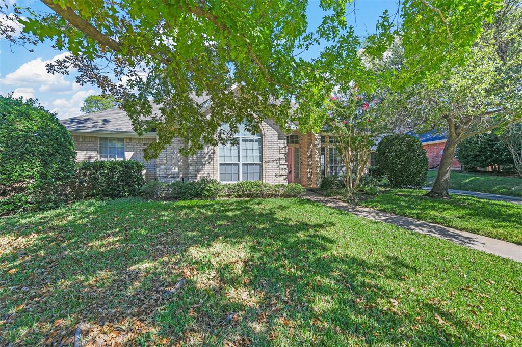 Lynhurst Ln, Denton, TX 76205