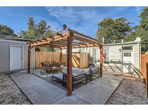 868 Mariposa St, Denver, CO, 80204-4315 | Card Image