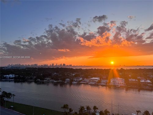1229-5401 Collins Ave, Miami Beach, FL, 33140-2536 | Card Image