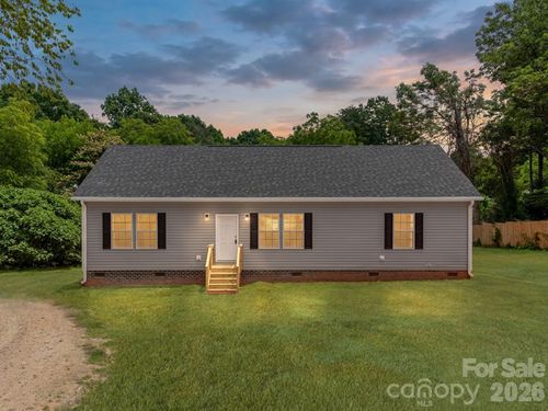 391 Stutts Rd, Mooresville, NC, 28117-7460 | Card Image