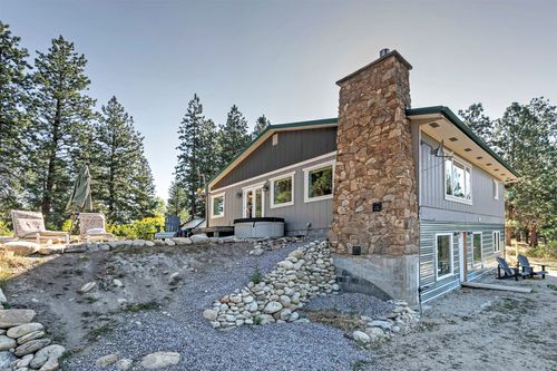 821 Fred Burr Rd, Victor, MT, 59875-9786 | Card Image