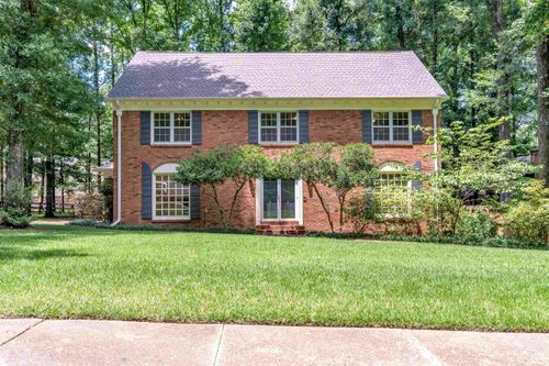 2391 Yester Oaks Dr, Germantown, TN, 38139-6419 | Card Image