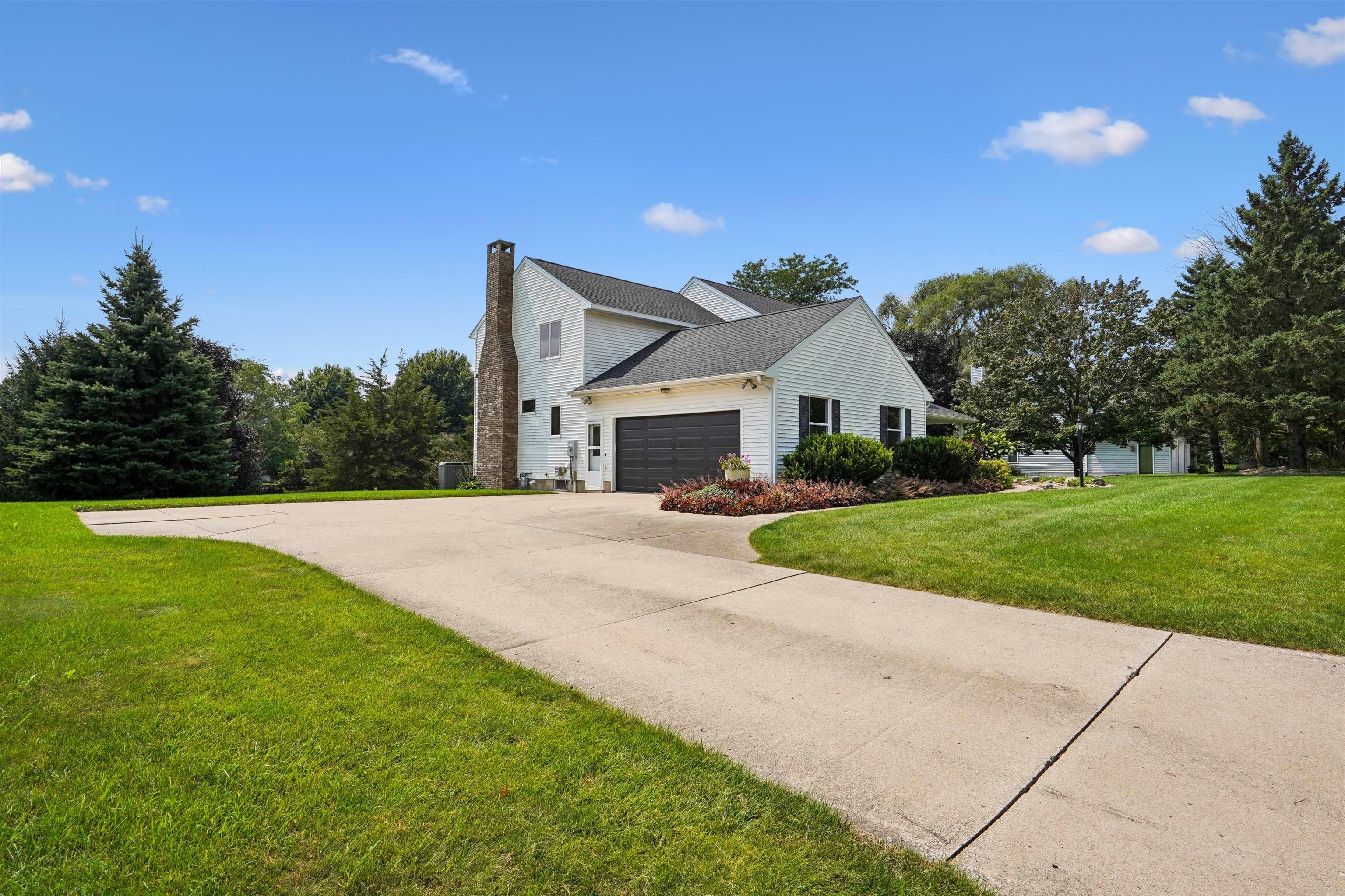 Residential in Waverly 3