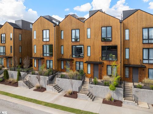 117 E Stone Ave, Greenville, SC, 29609-5621 | Card Image