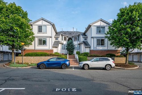 1702 Amanda Ct, Piscataway, NJ, 08854-6424 | Card Image