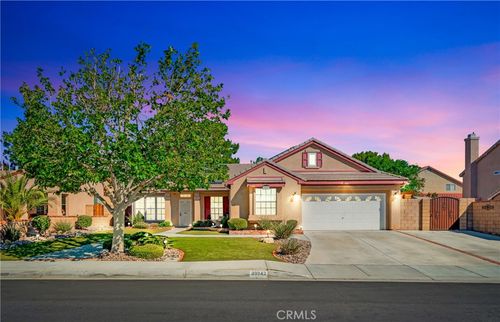39943 Penina Way, Palmdale, CA, 93551-7534 | Card Image