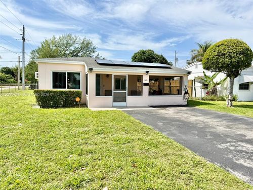 1698 Ne 177th St, North Miami Beach, FL, 33162-1404 | Card Image