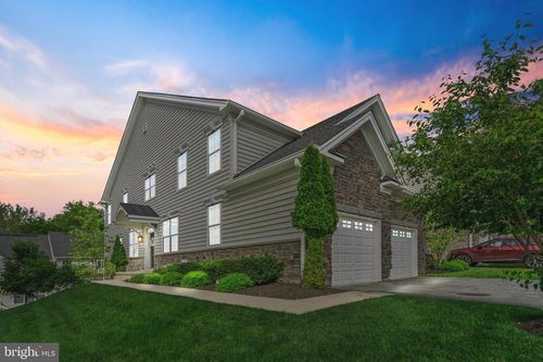 206 Ella Ln, CONSHOHOCKEN, PA, 19428-2465 | Card Image