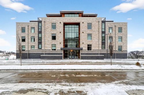 303-16460 Wildhorse Lake Blvd, Chesterfield, MO, 63005 | Card Image