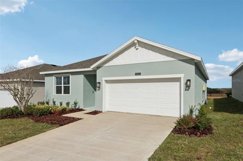 24542 Hodges Reserve Ave, Howey In The Hills, FL, 34737-4038 | Card Image