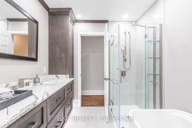138 Lakeside Dr, House other with 5 bedrooms, 3 bathrooms and 6 parking in Grimsby ON | Image 10