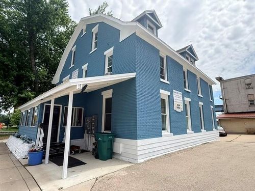 85 North St, Marquette, IA, 52158-7704 | Card Image