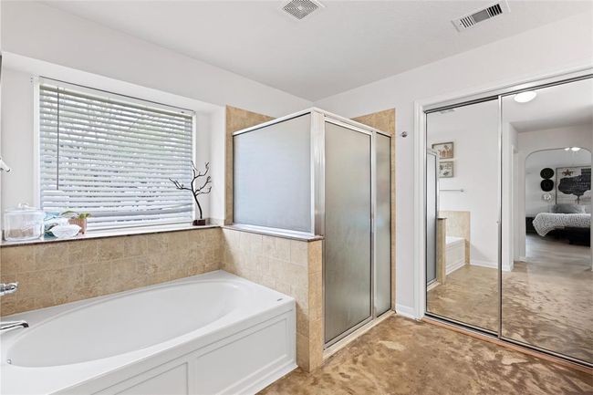10711 Indian Trails Dr, House other with 3 bedrooms, 2 bathrooms and 2 parking in Tomball TX | Image 37