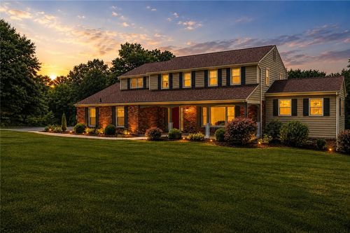 2587 Cole Rd, Wexford, PA, 15090-7806 | Card Image