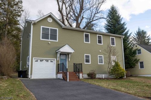 31 Lakeview Rd, Sparta, NJ, 07871-2244 | Card Image