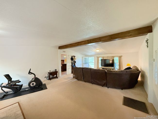 227 River Bluff Dr, House other with 5 bedrooms, 3 bathrooms and null parking in Lytle TX | Image 12