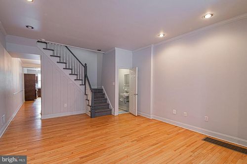 2210 Lombard St, PHILADELPHIA, PA, 19146-1108 | Card Image