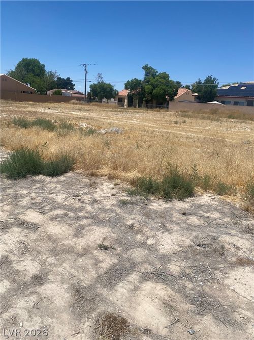 3715 Mount Charleston Dr, Pahrump, NV, 89048 | Card Image