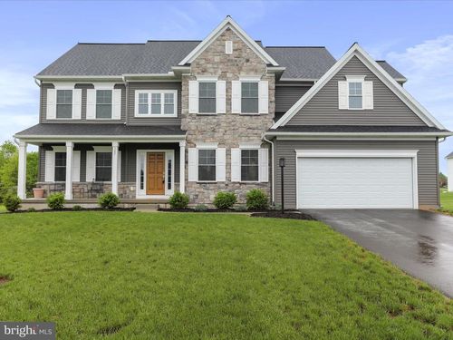 102 Berkshire Dr, CARLISLE, PA, 17015-4534 | Card Image