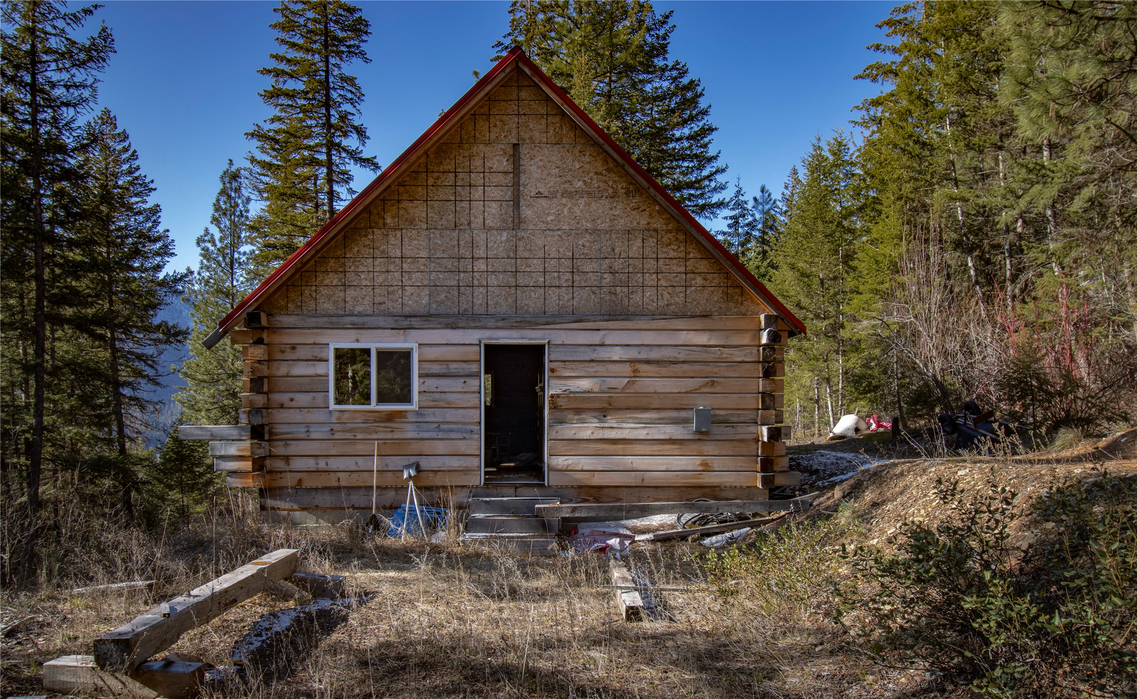 Land in Superior