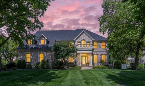 13715 Violet Meadows Boulevard, Pickerington, OH, 43147 | Card Image