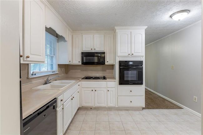 1105 Buckhurst Dr, House other with 3 bedrooms, 2 bathrooms and null parking in College Park GA | Image 10