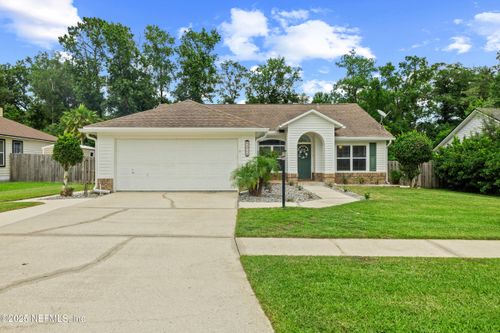 8971 Rockpond Meadows Dr, JACKSONVILLE, FL, 32221-5557 | Card Image