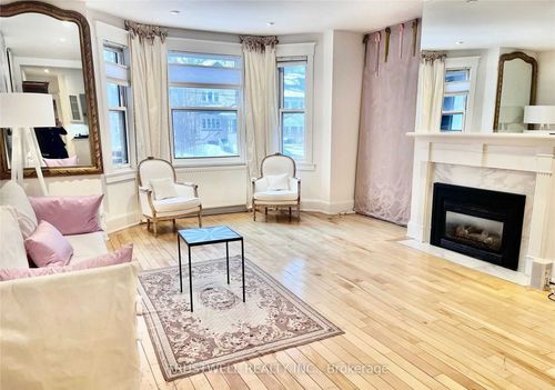 main-220 Rose Park Dr, Toronto, ON, M4T1R5 | Card Image