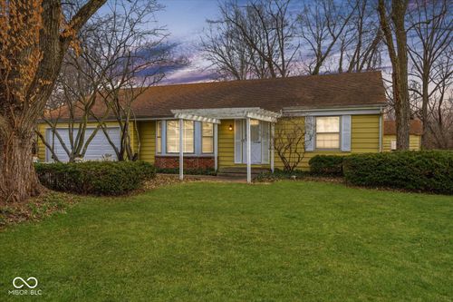 1576 Crest Drive, Shelbyville, IN, 46176 | Card Image