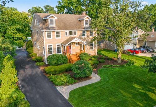 253 N Kenilworth Ave, Glen Ellyn, IL, 60137-5324 | Card Image