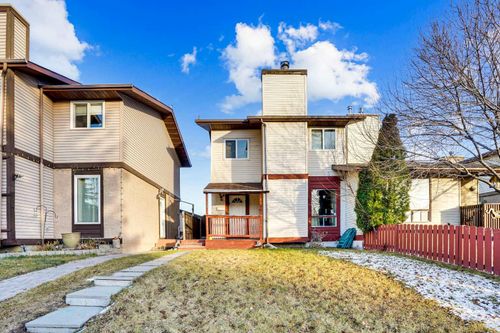 28 Abergale Close Ne, Calgary, AB, T2A6J1 | Card Image