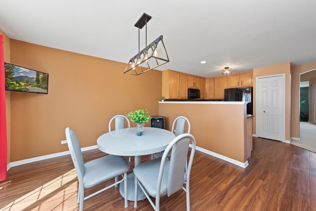 1425 - 1425 Hidden Grove Cir, Condo with 2 bedrooms, 2 bathrooms and 2 parking in Joliet IL | Image 11