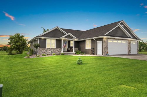980 Allen Lee Way, Pulaski, WI, 54162 | Card Image