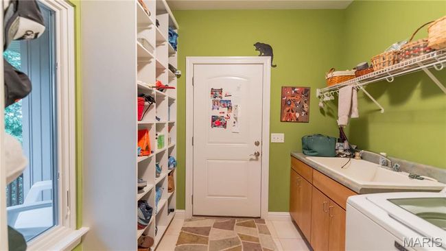 672 N High Post Rd, House other with 4 bedrooms, 3 bathrooms and 2 parking in Augusta MO | Image 16