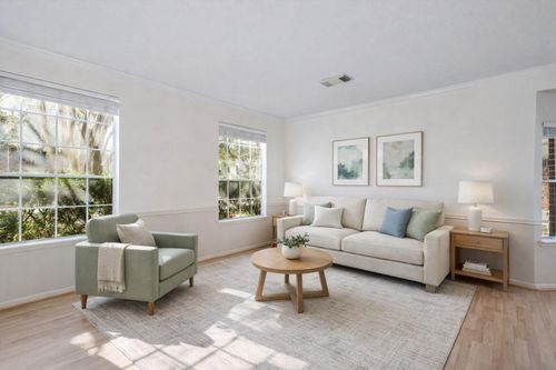 2630 Lakeway Dr, Seabrook, TX, 77586-1587 | Card Image