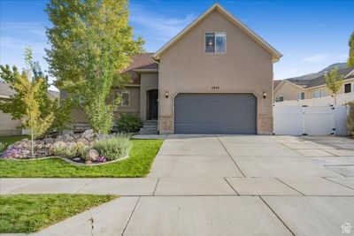 5853 W Whisper Rose Dr S, House other with 5 bedrooms, 2 bathrooms and 6 parking in Herriman UT | Image 1