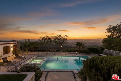 2715 Edwin Pl, Los Angeles, CA, 90046-1031 | Card Image