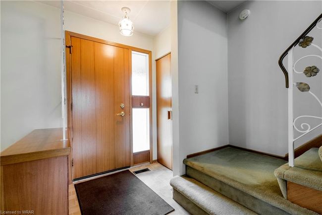 383 Forest Hill Dr, House other with 3 bedrooms, 2 bathrooms and 3 parking in Kitchener ON | Image 4