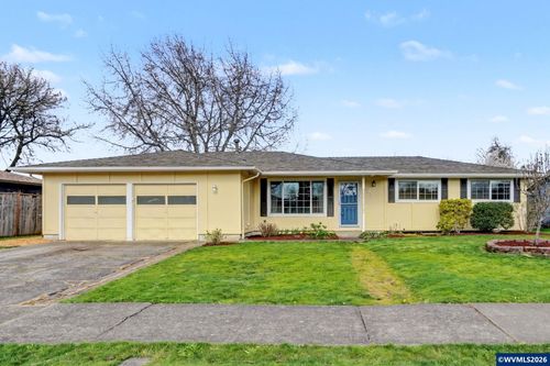 631 Ne Sherwood Way, Corvallis, OR, 97330-4133 | Card Image
