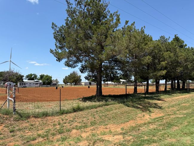 447 W Fm 1606, House other with 3 bedrooms, 2 bathrooms and 2 parking in Ira TX | Image 76