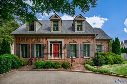 100 Scenic Dr Se, Huntsville, AL, 35801-2819 | Card Image