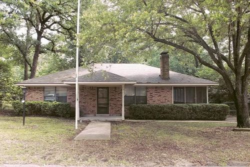 149 Woodland Trl, Gun Barrel City, TX, 75156-3528 | Card Image
